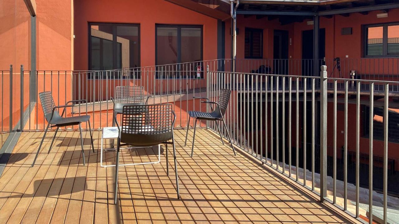 Apartaments Y Habitacions Entre Volcans Олот Екстериор снимка