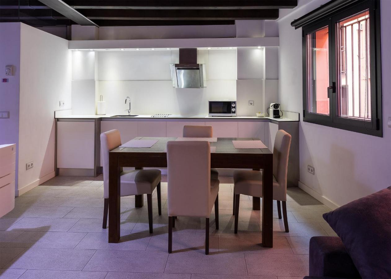 Apartaments Y Habitacions Entre Volcans Олот Екстериор снимка