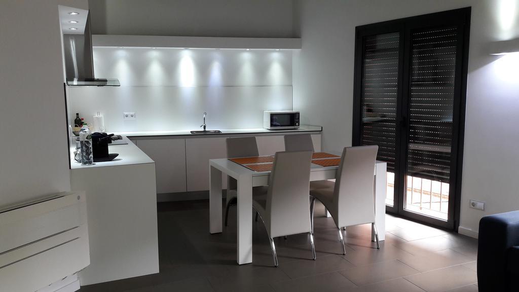 Apartaments Y Habitacions Entre Volcans Олот Екстериор снимка