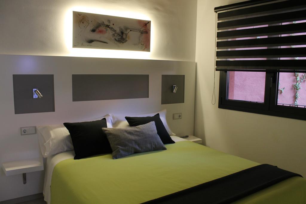 Apartaments Y Habitacions Entre Volcans Олот Екстериор снимка